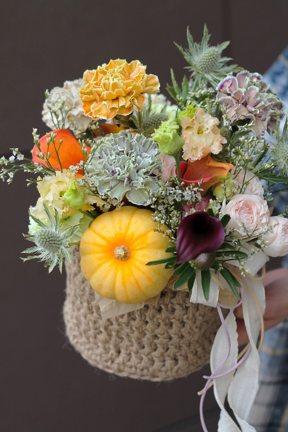 Корзинка Люблю и обнимаю - с доставкой по Минску