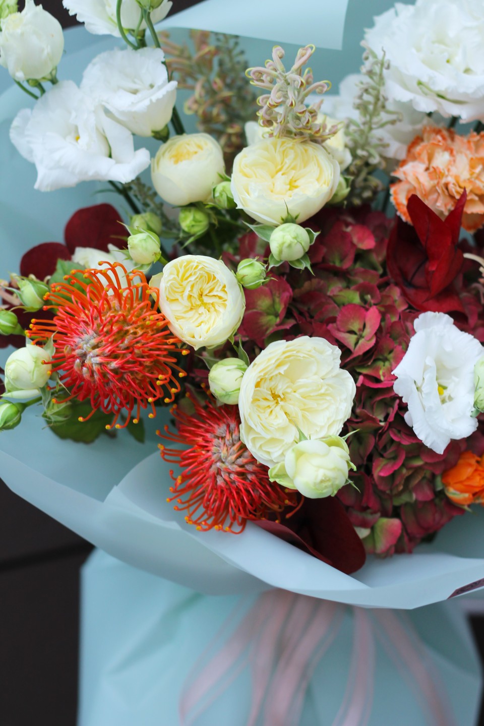 Букет Дикий дракон - с добавлением зелени