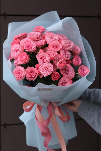 Букет "Коралловый Рассвет"