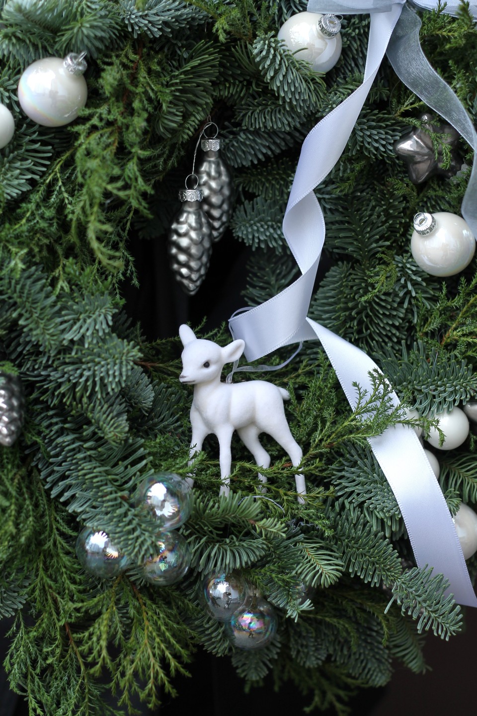 Венок новогодний Северный Олень - с доставкой по Минску