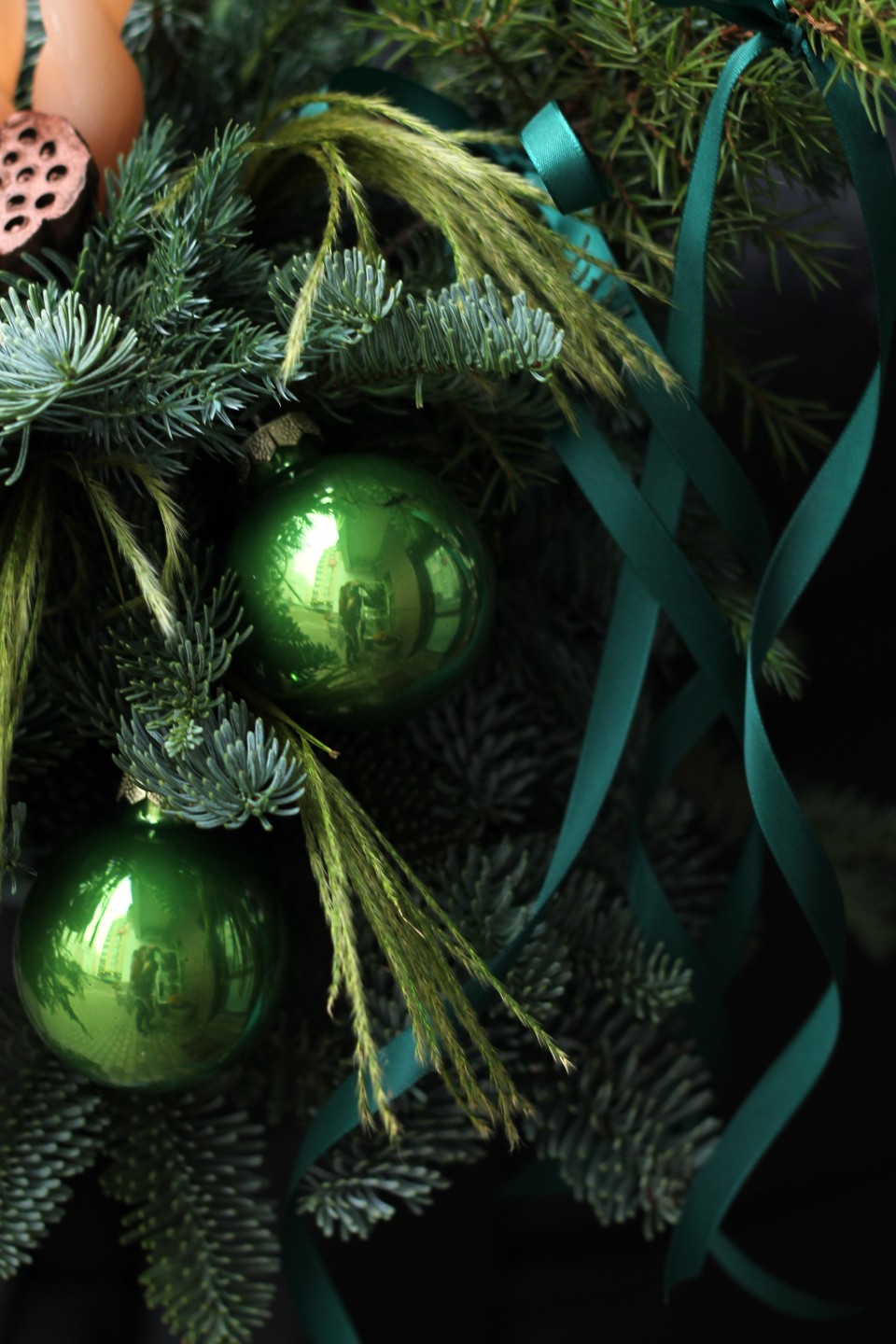 Композиция новогодняя Олененок Бэмби - быстрая доставка в Минске