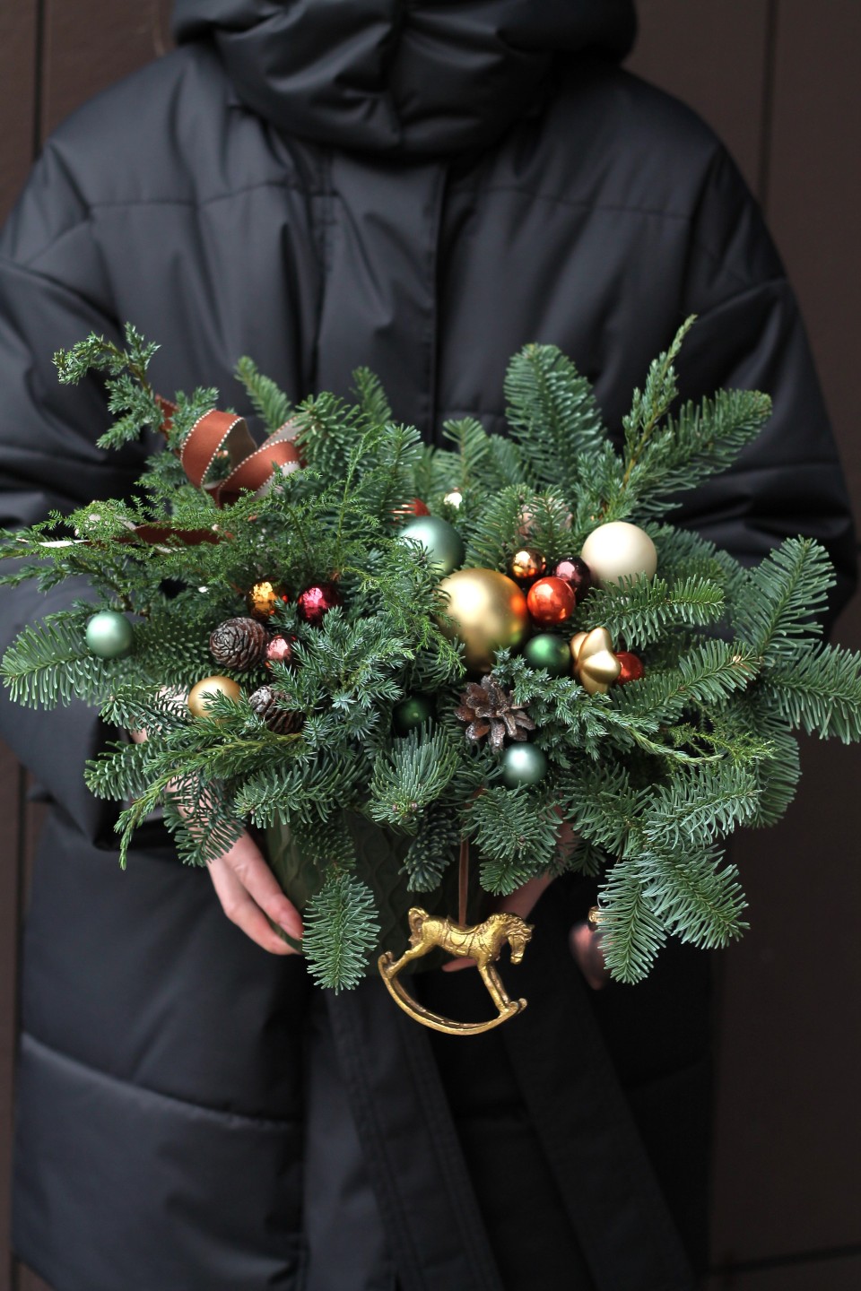 Новогодняя композиция Лошадка - подарочное оформление