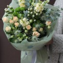 Букет Изумрудный Луг - с добавлением зелени - миниатюра 