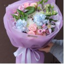 Букет Нежный Лепесток - с добавлением зелени - миниатюра 