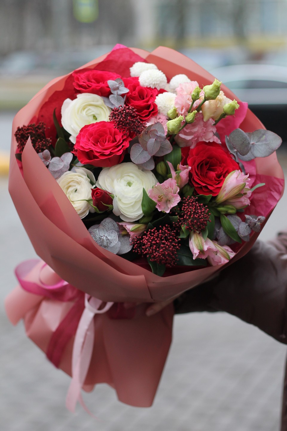 Букет Цветущая Любовь - с добавлением зелени