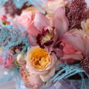 Коробочка с орхидеей цимбидиум Виктория - с доставкой по Минску - миниатюра