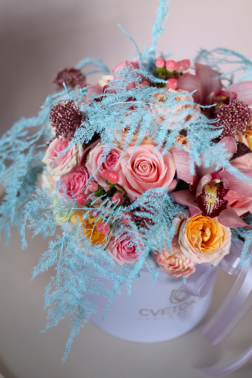 Коробочка с орхидеей цимбидиум Виктория 7