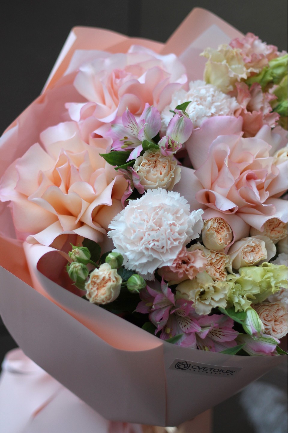 Букет с французскими розами Цветочная Романтика - с доставкой по Минску