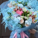 Букет с гвоздиками Опять Метель - с доставкой по Минску - миниатюра