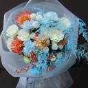 Букет с белой кустовой розой Маленькая тайна - миниатюра