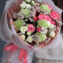 Букет с гвоздиками Вне Времени - миниатюра