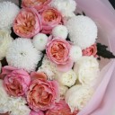 Букет с хризантемой Брызги Шампанского - подарочное оформление - миниатюра