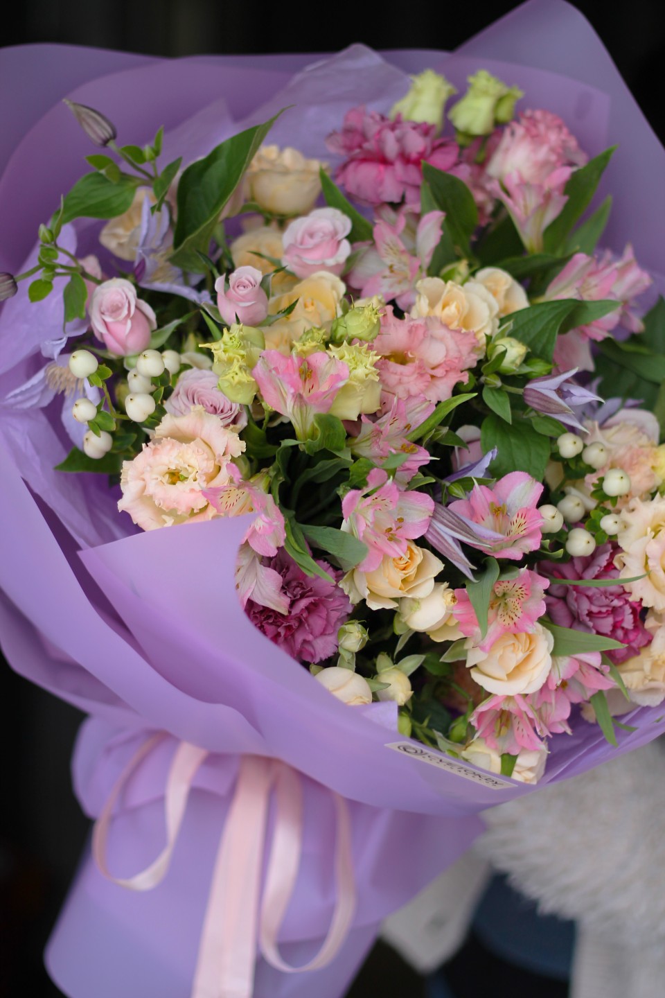 Букет с эустомой Край света - с доставкой по Минску