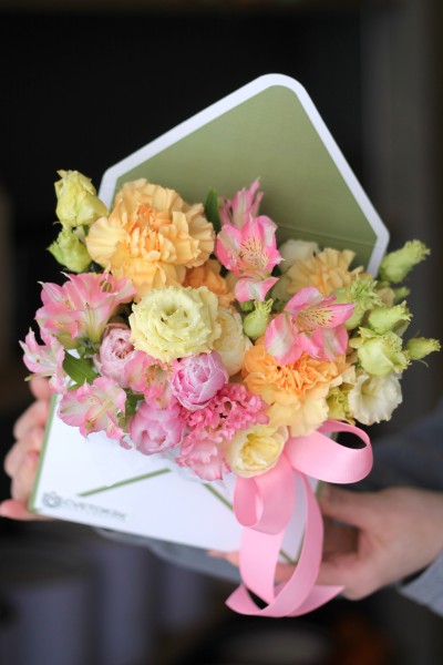 Конверт с тюльпанами "Улыбка"