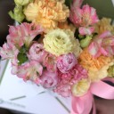 Конверт с тюльпанами Улыбка - с доставкой по Минску - миниатюра