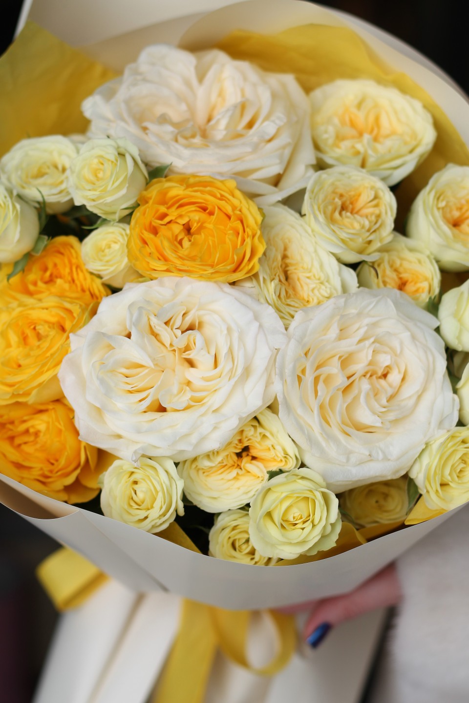 Букет с пионовидной розой "Путь к Солнцу" - подарочное оформление