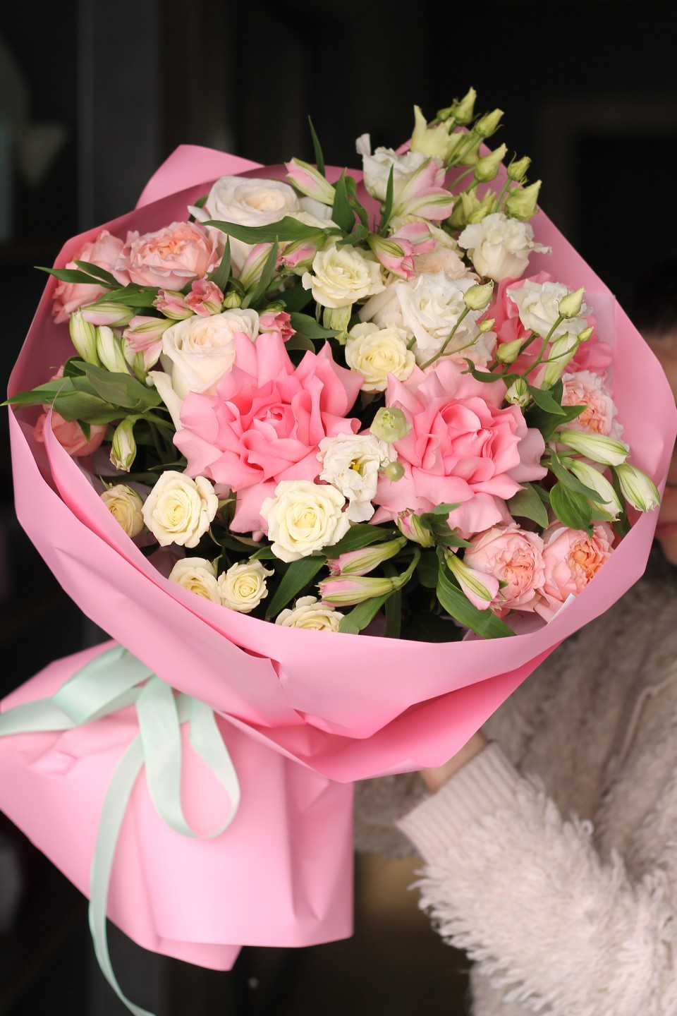 Букет с розами "Цветочные Искры"