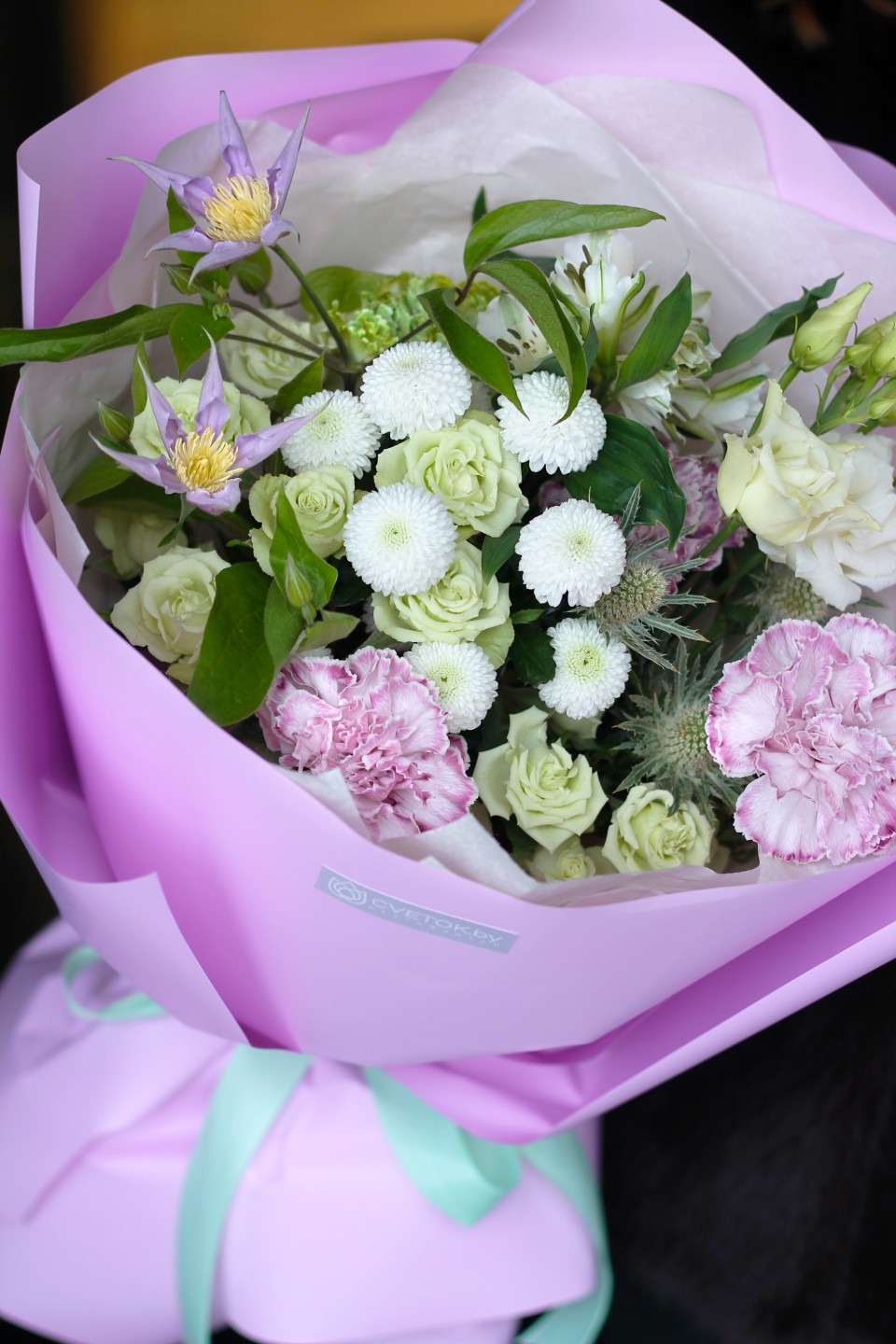 Букет с кустовой хризантемой "Акварельный Этюд" - с доставкой по Минску