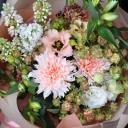 Букет с белой сиренью "Мелодия сада" - с добавлением зелени - миниатюра 