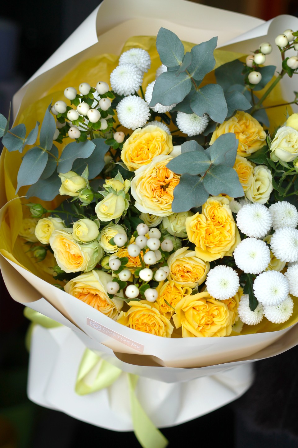 Букет с пионовидной кустовой розой "Маленькое счастье" - с доставкой по Минску