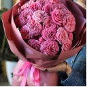 Букет кустовых пионовидных роз "Ягодный Пломбир" - миниатюра