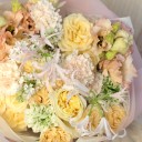 Букет с пионовидными розами Лимонный Бархат - подарочное оформление - миниатюра