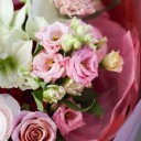 Букет с эустомой Счастливые Мгновения - подарочное оформление - миниатюра