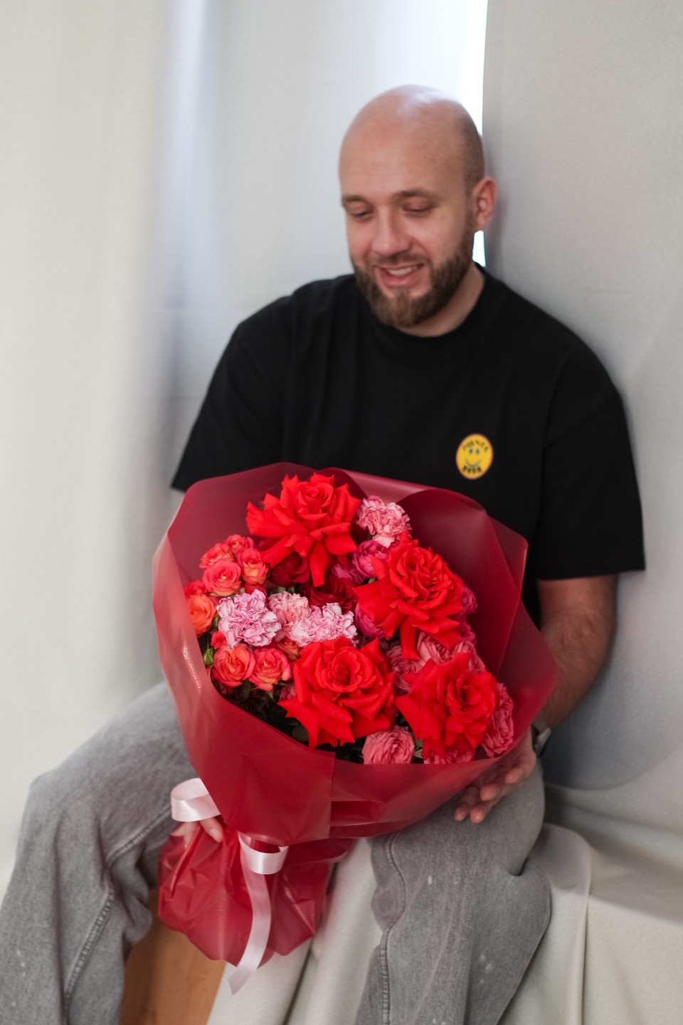 Букет с французскими розами  Любящее Сердце - подарочное оформление