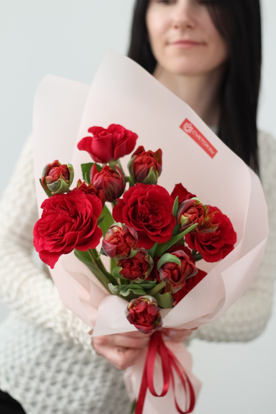 Букет с тюльпанами Драгоценный Рубин