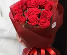 11 роз