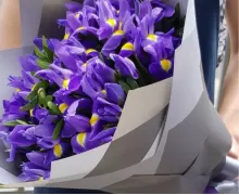 Букеты из ирисов