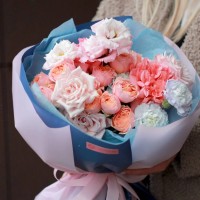 Цветы на выписку из роддома