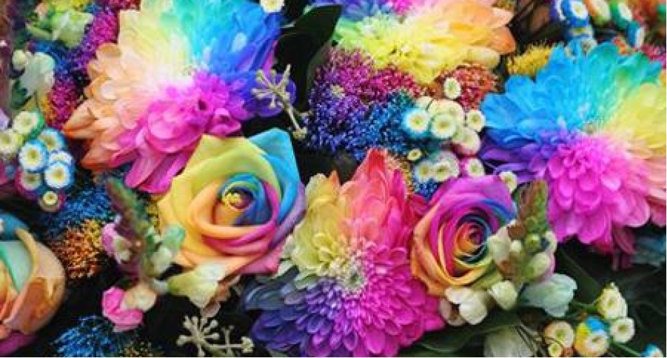 Как сделать цветы особенными? Покрасить!