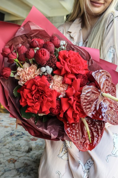 Букет "Комета Страсти"