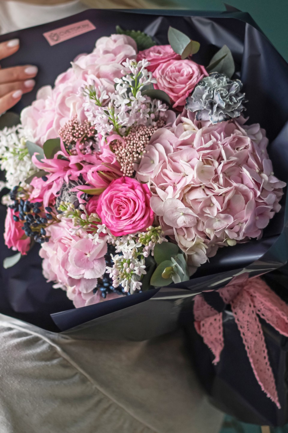 Букет Гортензия и кварц - с доставкой по Минску