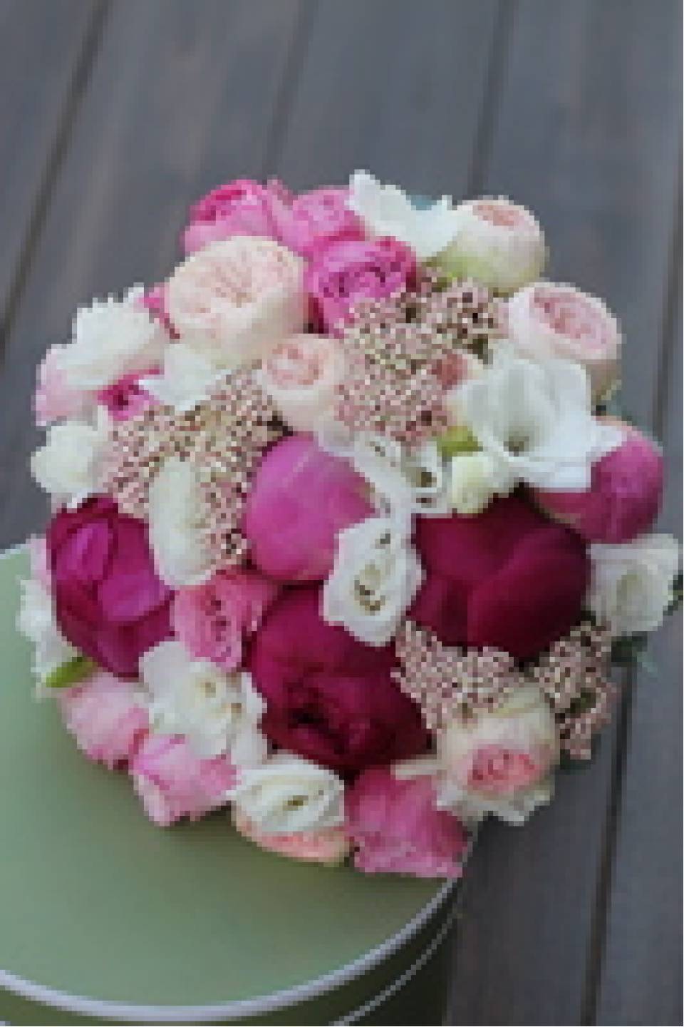 Букет невесты Розовый шарм - с добавлением зелени