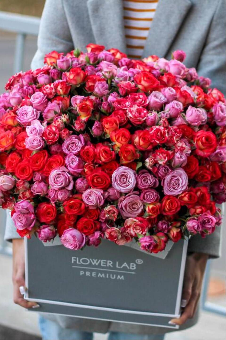 Цветы в шляпной коробке Яркие моменты