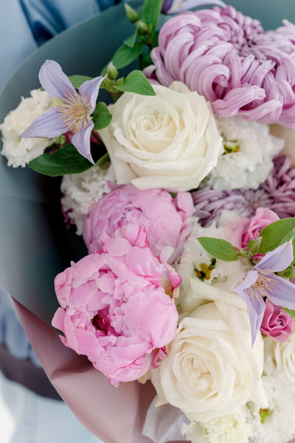 Букет Оливия - с добавлением зелени