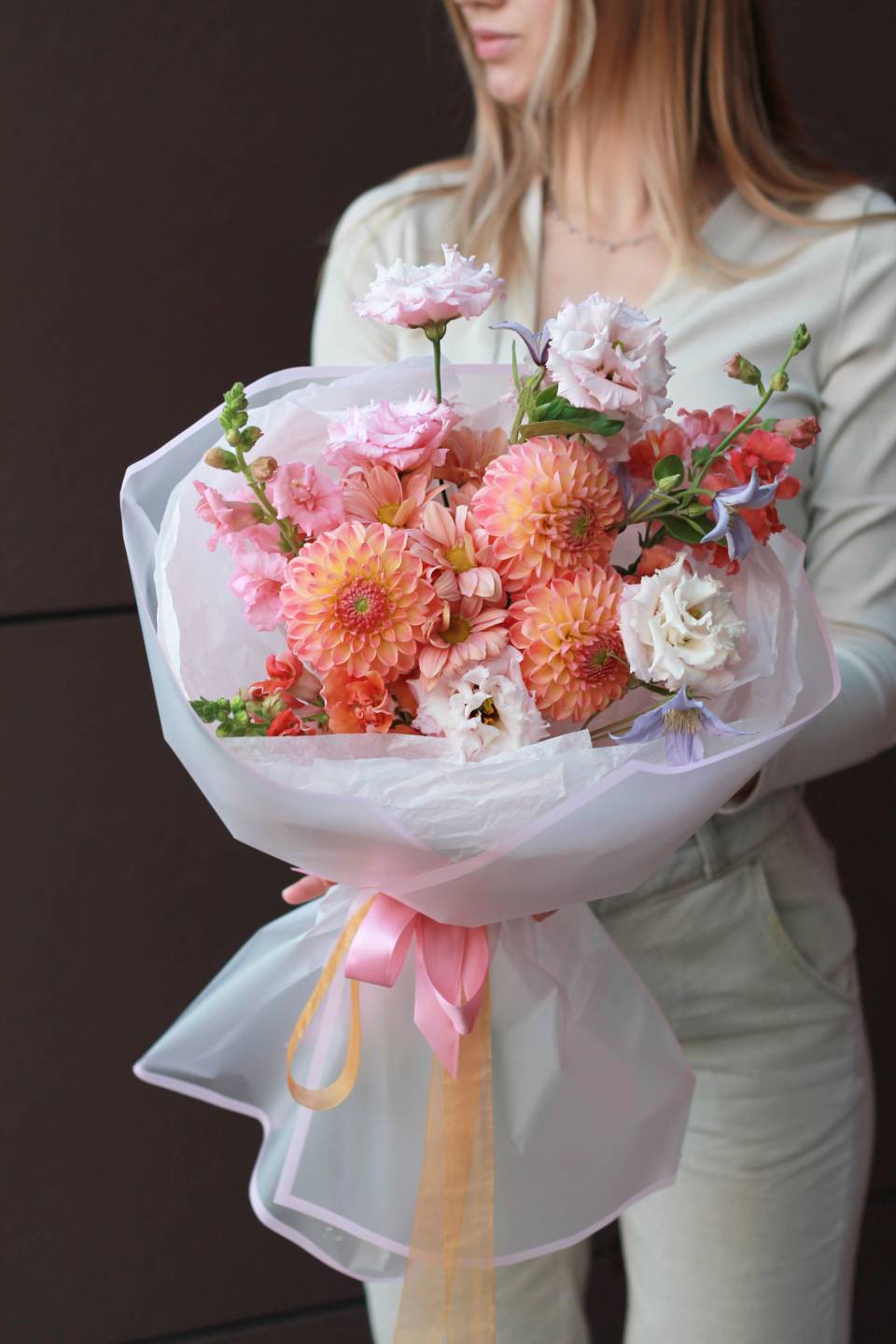 Букет Абрикосовый пирог - с добавлением зелени