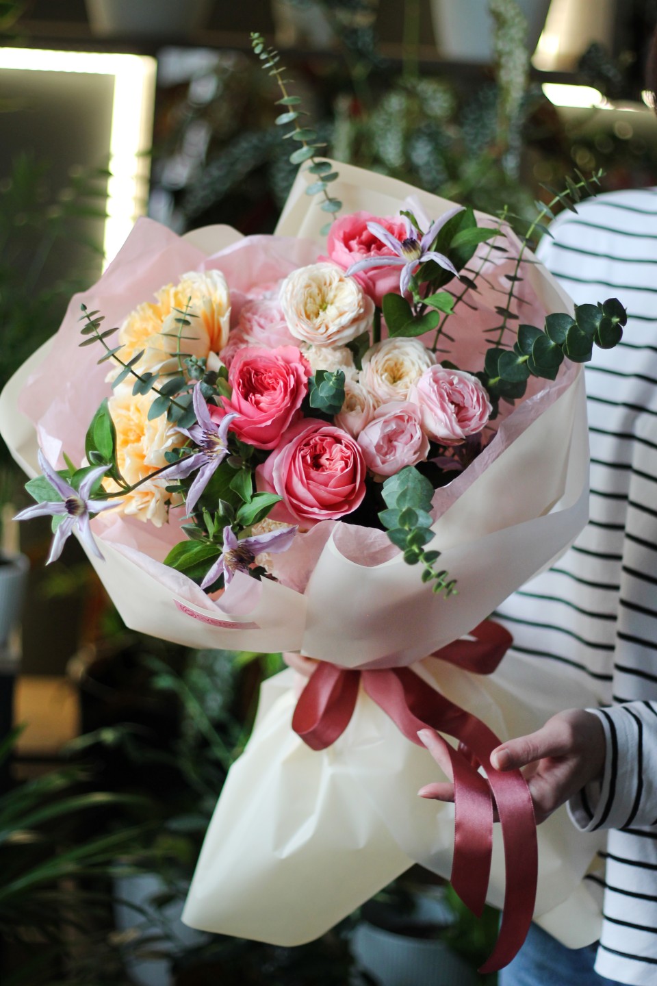 Букет Обещание Любви - с добавлением зелени