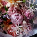 Букет Афродита - с добавлением зелени - миниатюра 