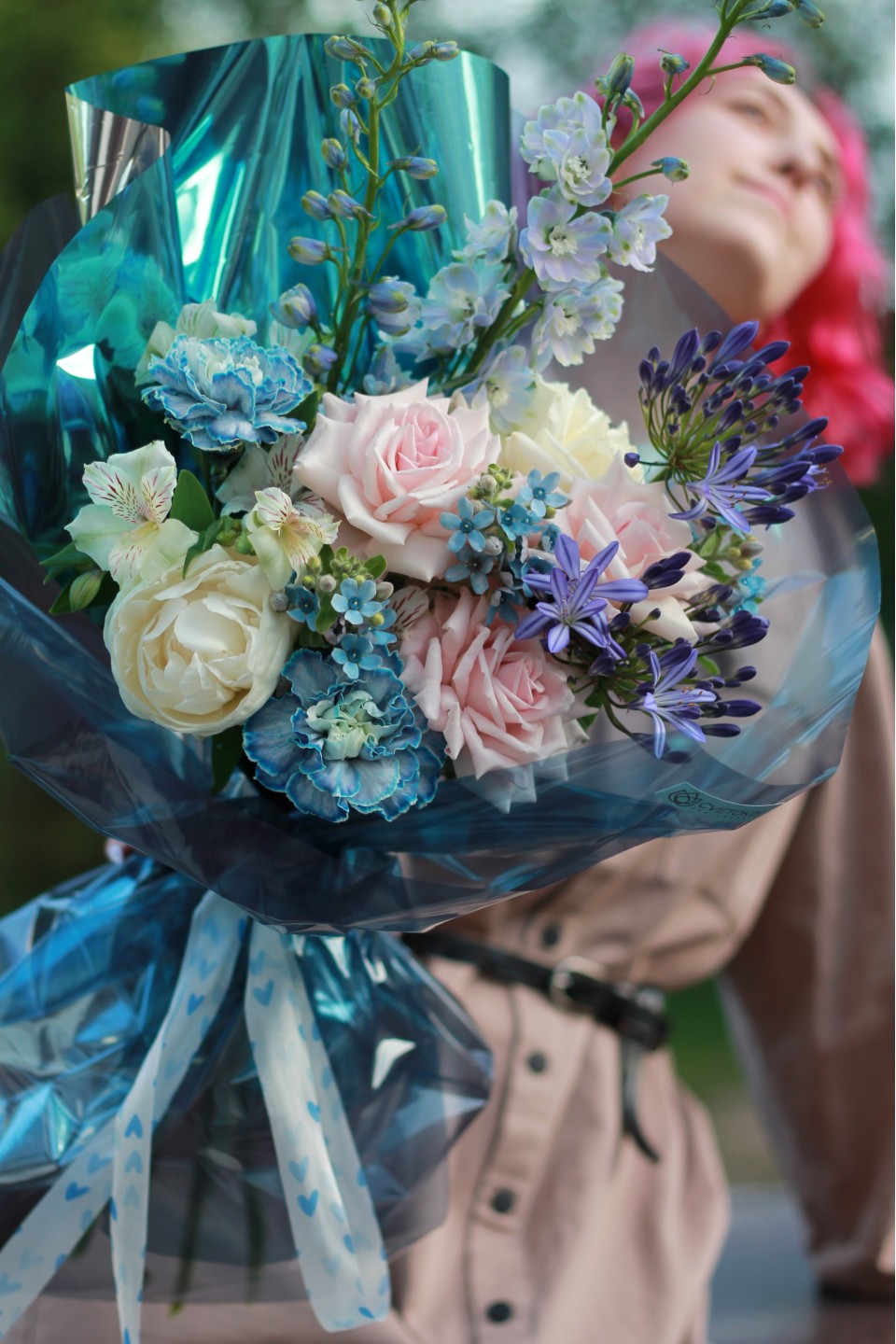 Букет Беспечный Ангел - с добавлением зелени