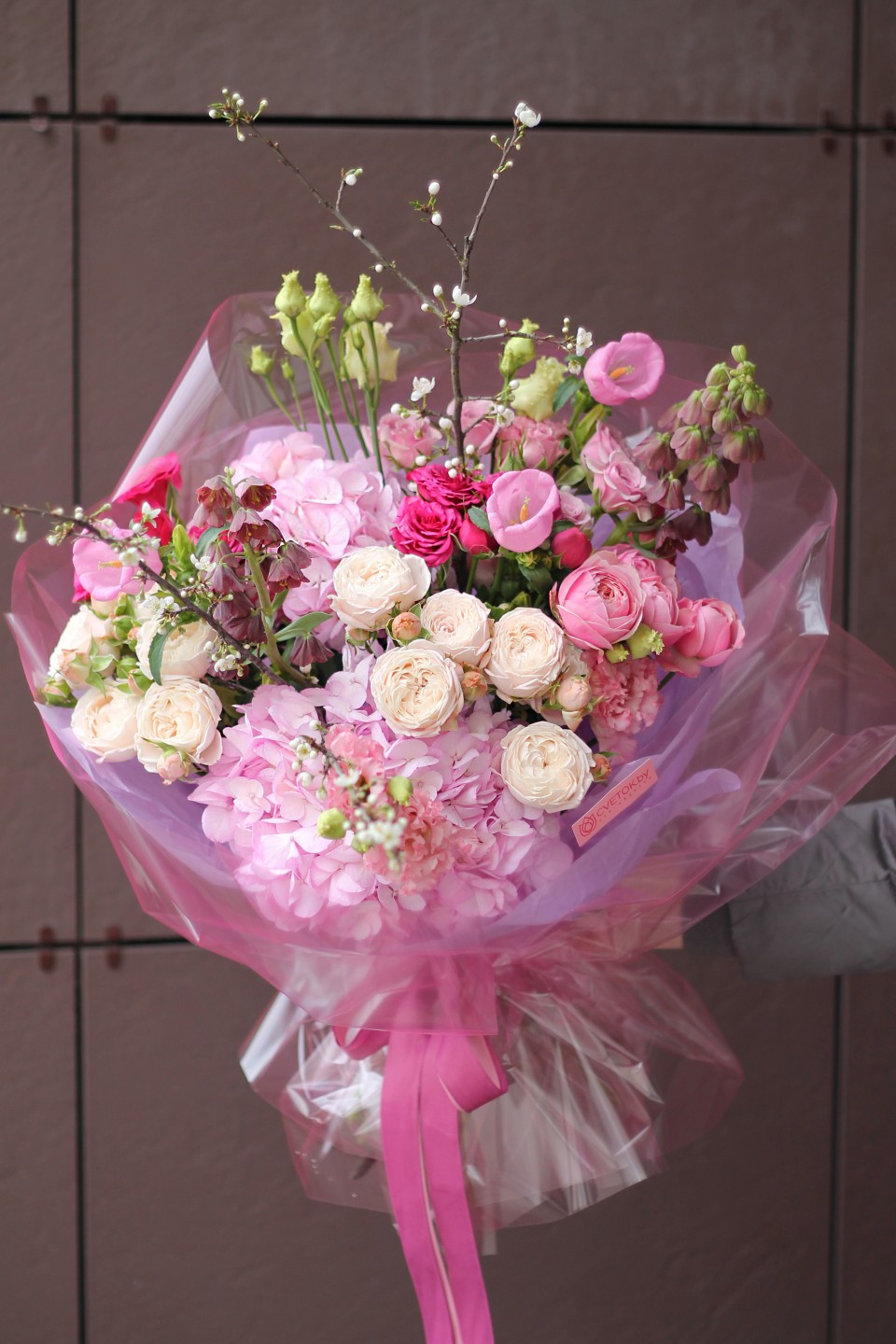 Букет Бинэси - подарочное оформление