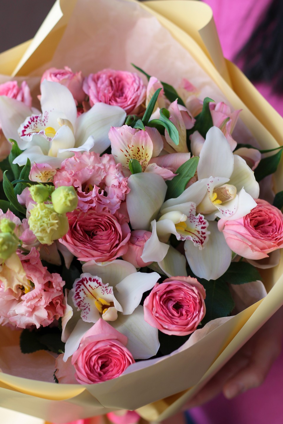 Букет Ниол - с добавлением зелени