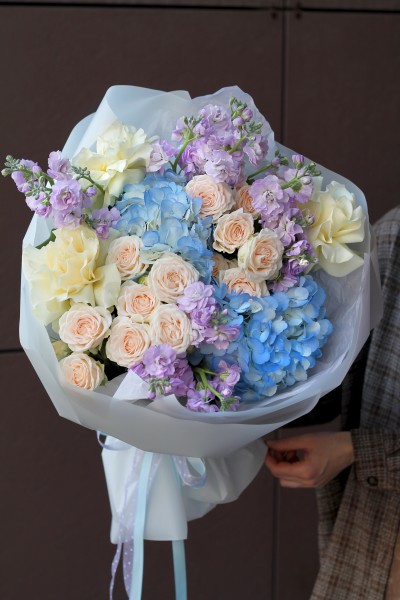 Букет "Голубой мотылек"