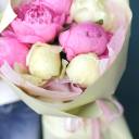 Букет Вдохновение пионами - с добавлением зелени - миниатюра 