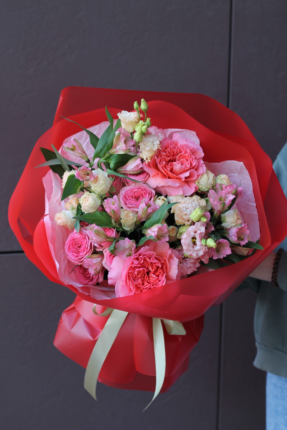 Букет Магическая Красота - с добавлением зелени