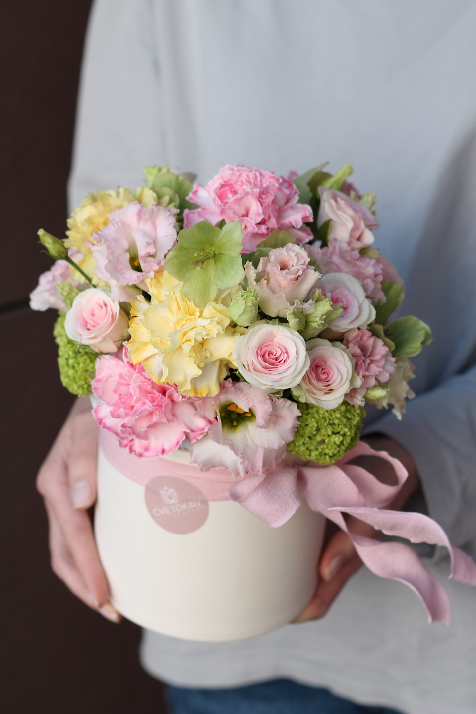 Коробочка Цветочный Зефир - подарочное оформление