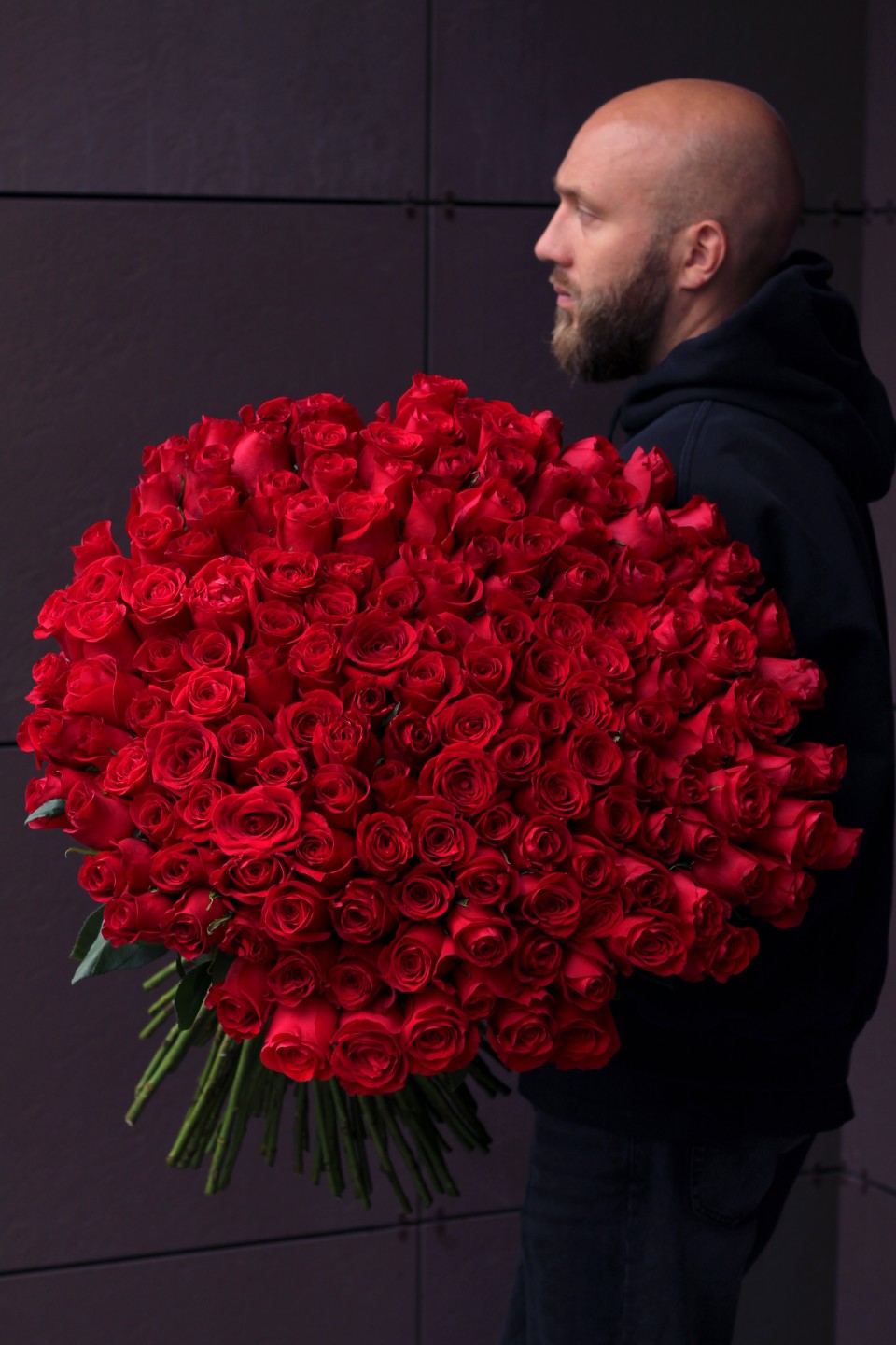 Букет 151 красная роза - быстрая доставка в Минске