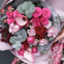 Букет Сказка о любви - с добавлением зелени - миниатюра 